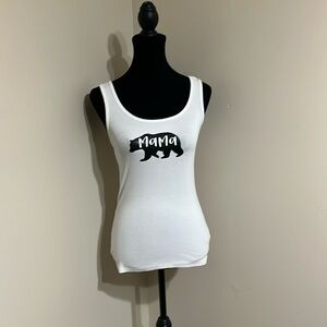 ⭐️White Women’s Tee, Size S/P, Mama Theme⭐️